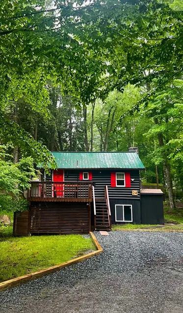 The little cabin that could…Catskills Cutie - Image 1