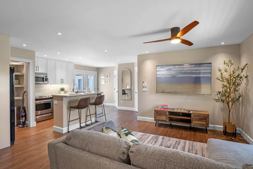 Brand New Lakeside Retreat Apartment - Image 1