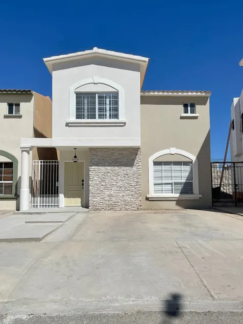 Ruby House - Image 1