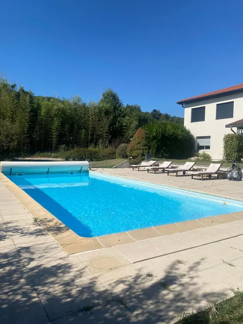 Charming quiet maisonette, close to Lyon. - Image 1