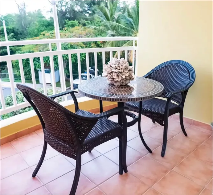 Discover the island’s hidden gems from my airbnb - Image 1
