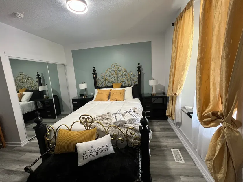 Spacious 2BR In Downtown Galt, Parking + Fast WiFi - Image 1