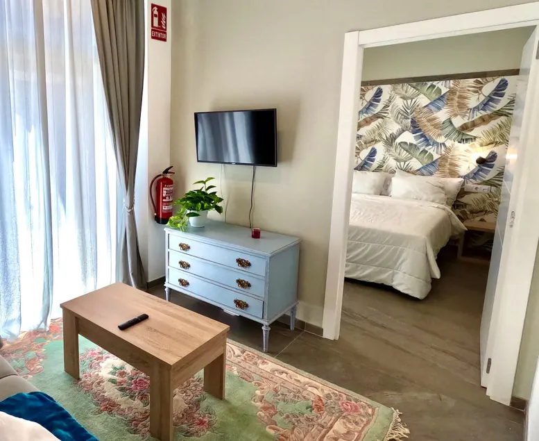 Paco Furio's Apartments, Apartment with double bed. - Image 1
