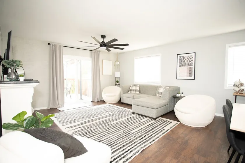Chic 4bdrm 3bath-10mins to airport. - Image 1