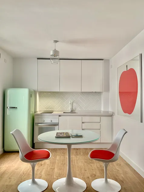 Pedro's Apartments with air-conditioning, Mid-Cen. - Image 1