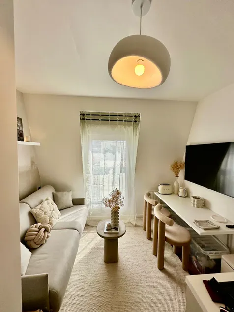 Parisian stay / Air-conditioned Bastille suite / 4* - Image 1