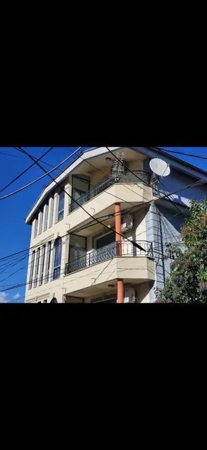 Private room with balcony in Gjirokastër - Image 1