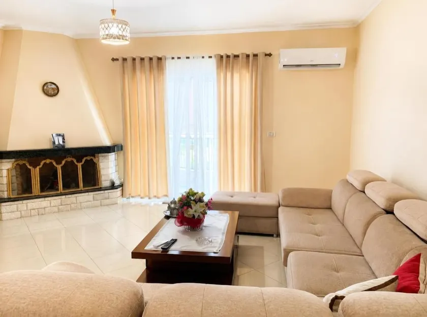 Family House Tirana - Image 1