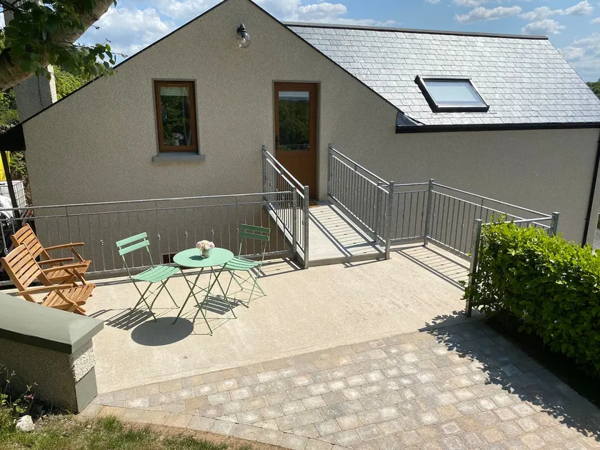 Hazel View Apartment - Image 1