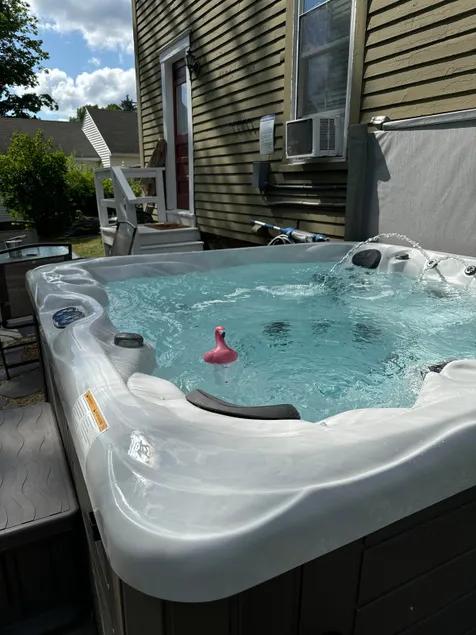 Cozy Seacoast Getaway | Walk Downtown + Hot Tub - Image 1