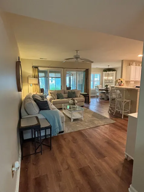 Perfect condo minutes from the beach! - Image 1