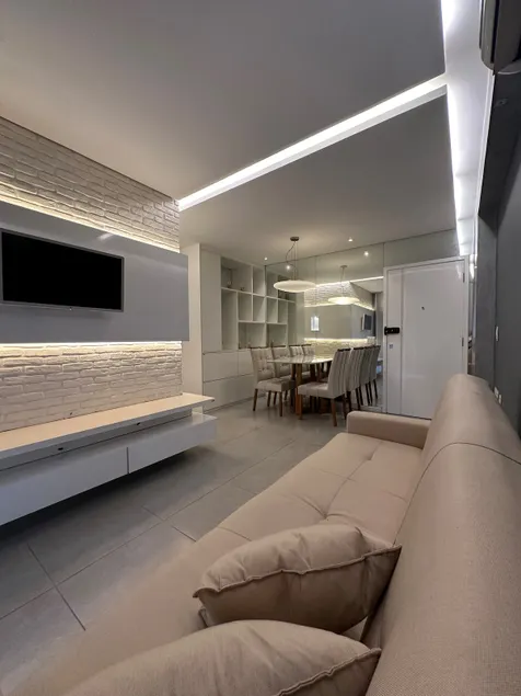 New 2 Bedroom Apartment with Air Conditioning | Pool | Superhost | 6 people - Image 1