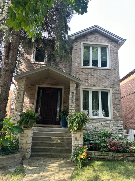 Big house in the BEST Location! - Image 1