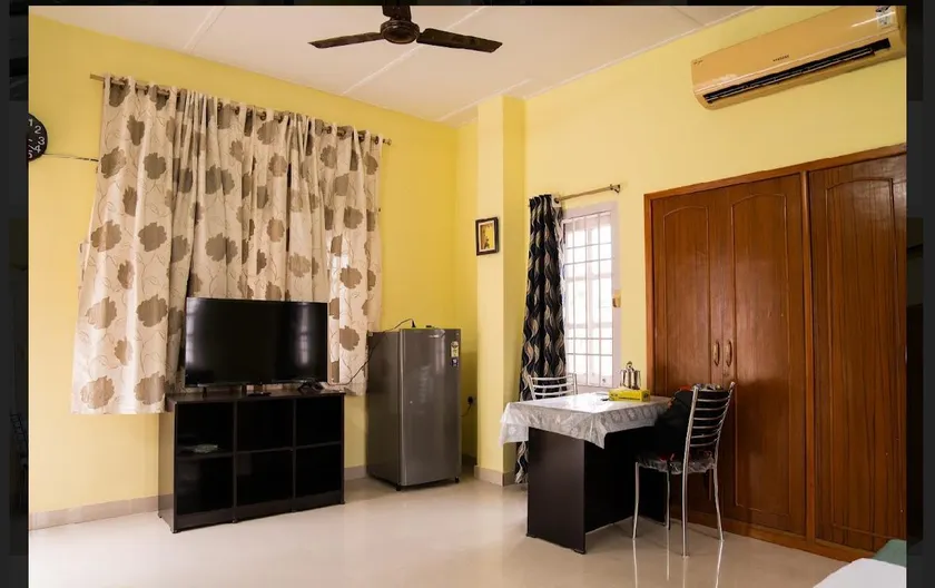 Baruahs Inn 4 (Terrace Flat) - Image 1