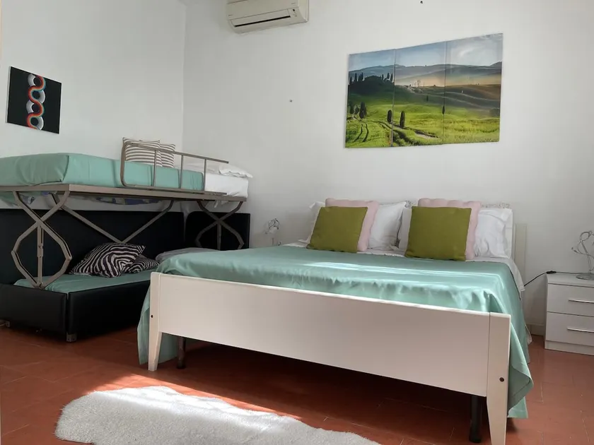 holiday home - Image 1