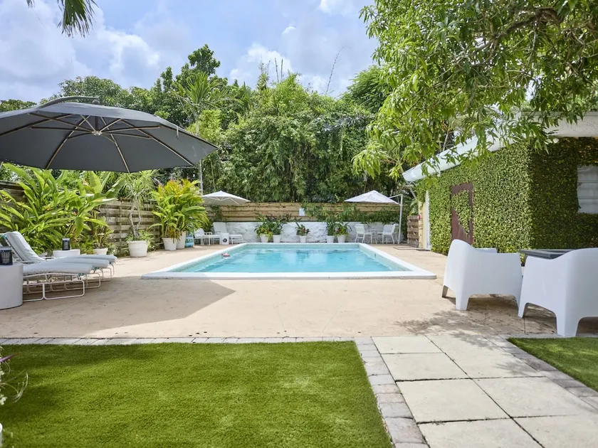 FIFA HQ: 8mi to Stadium | Sleeps 10 | Pool & Games - Image 1