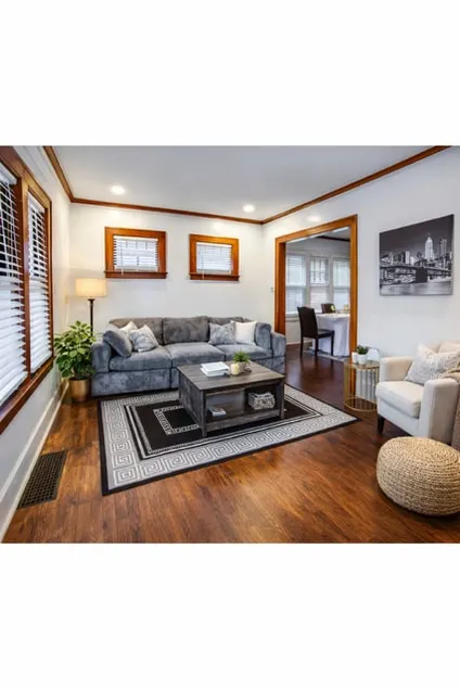 Stylish Retreat | Mins from RIT UofR & Airport - Image 1