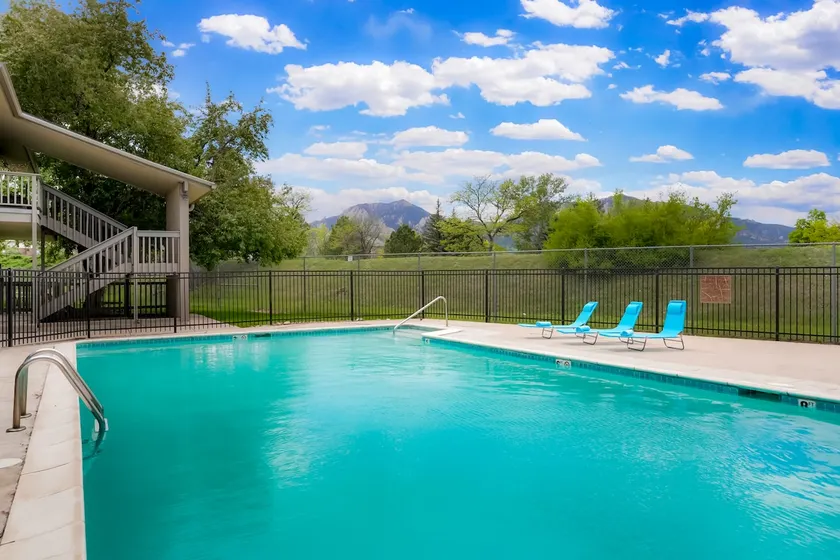 Boulder Retreat w/ Pool & Mountain Views - Image 1