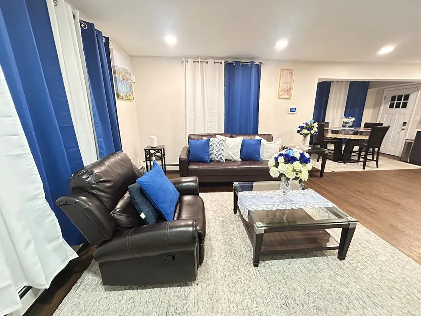 Private Cozy Apartment In Irvington, NJ - Image 1