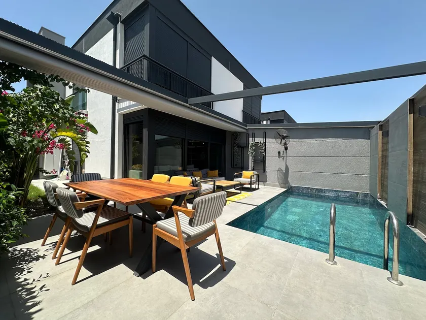 Villa | Private Pool – Stylish & Cozy - Image 1