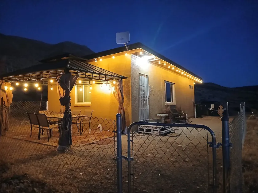 Studio in Apple valley - Image 1