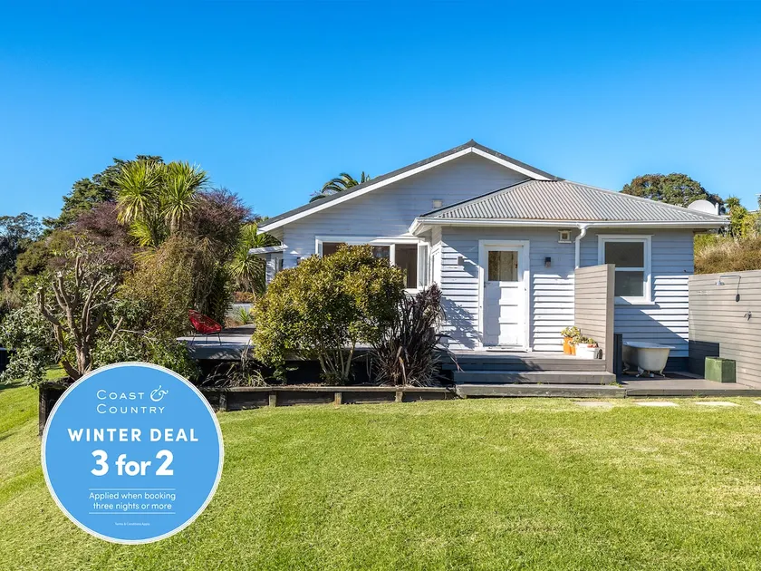 THE GRAPE SHED COTTAGE - Coast & Country - Image 1