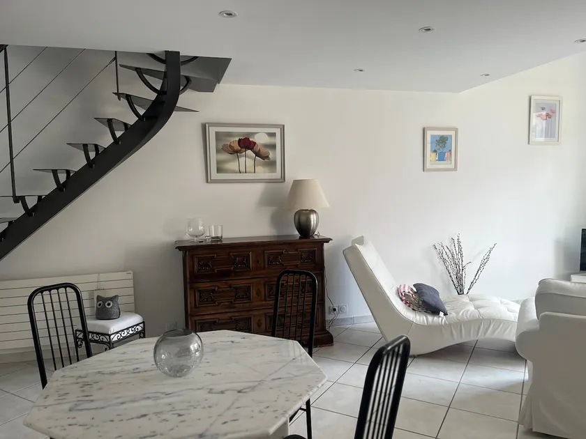 Lovely Loft - Image 1