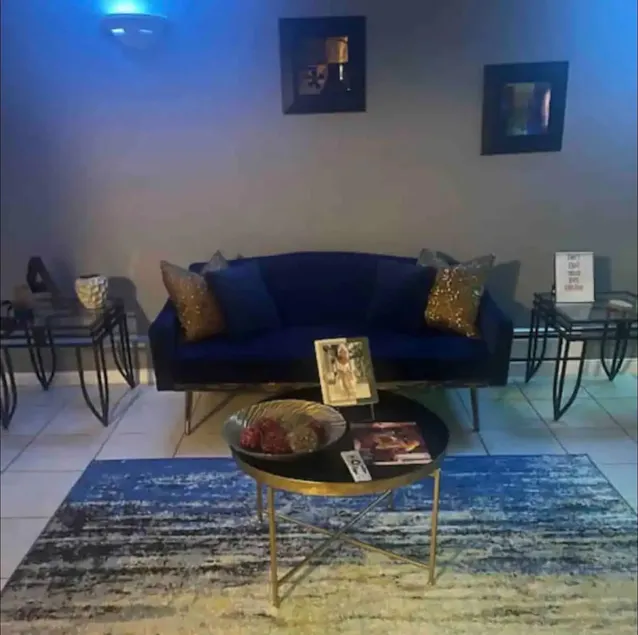 Luxury 1 bedroom with games, gym and pool table - Image 1
