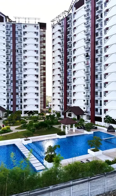 2-Bedroom Condo Near Airport (5-9 guest) - Image 1