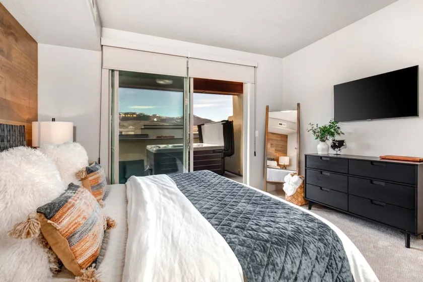 Newpark Urban Retreat - Image 1