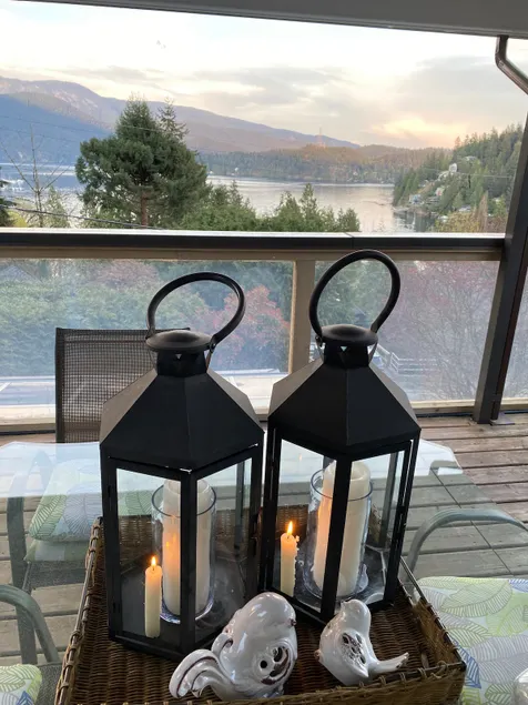 Luxury Ocean and Mountain View Retreat - Image 1