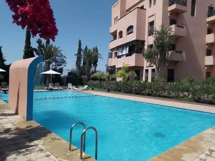 Cozy apartment with 5 pools - Image 1