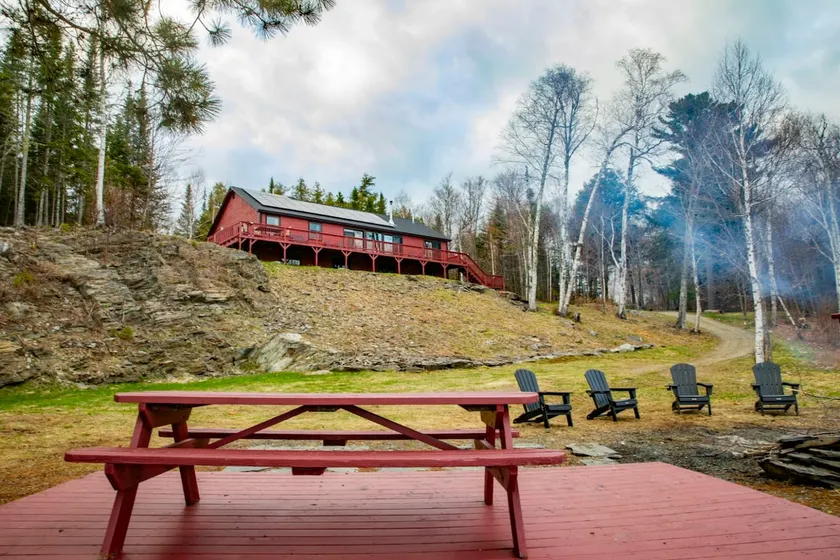 Lake Side Lodge with stunning views! - Image 1