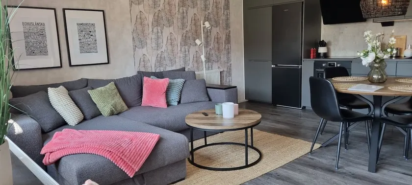Centrally located accommodation in beautiful Hamburgsund ”Apartment Ellen” - Image 1
