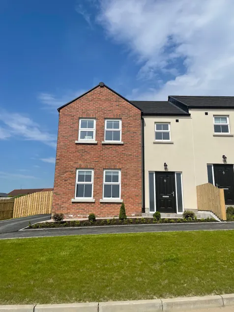House in Moy, Dungannon, UK - Image 1