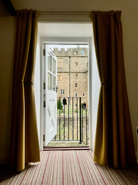 Parr Cottage at Snape Castle Mews - Image 1