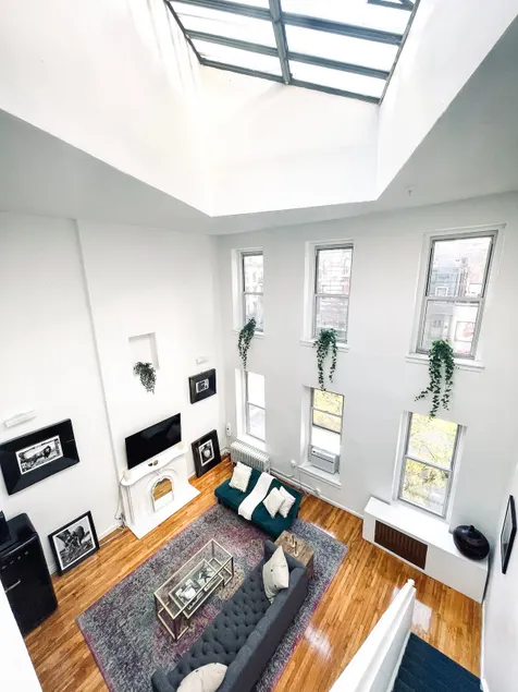 Exquisite Duplex Penthouse - Image 1