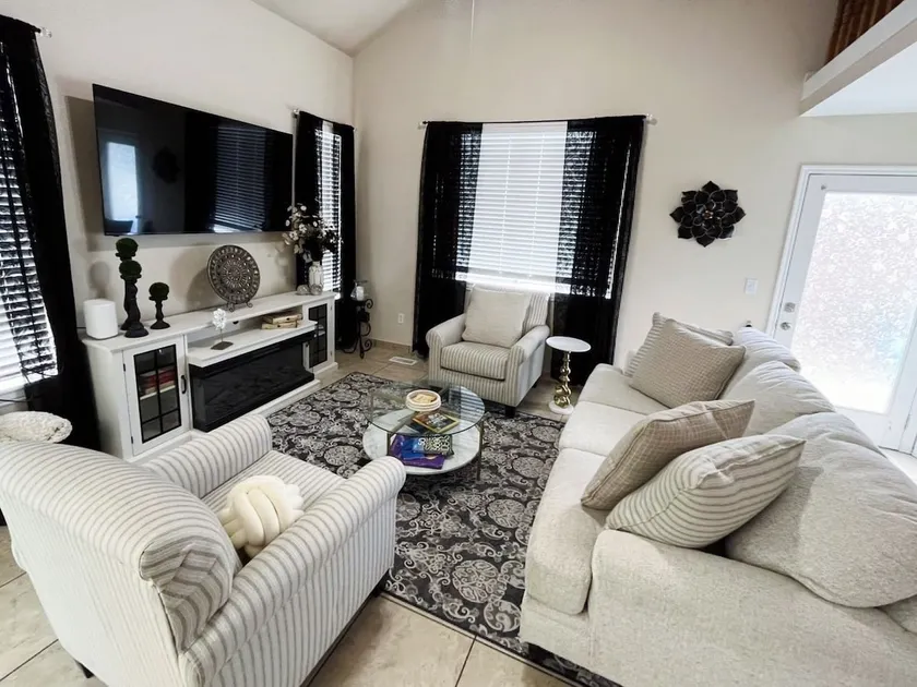 Family Friendly House in Orem - Image 1