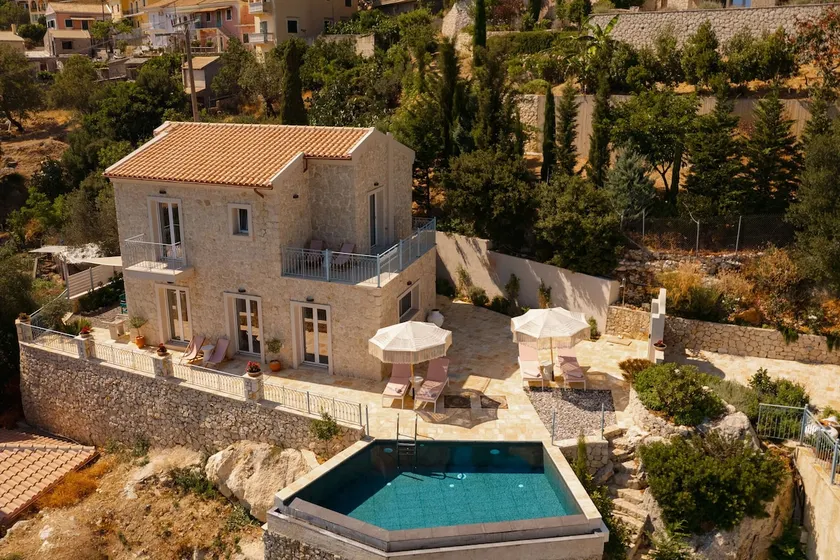 Villa Thea Mare Maistro by PosarelliVillas - Image 1