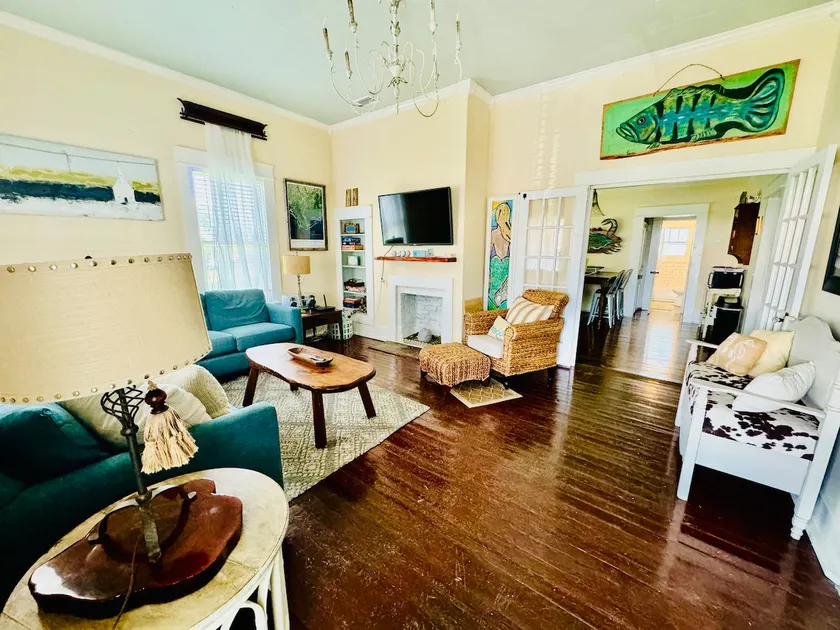 Miss-Sea's Cottage - Image 1