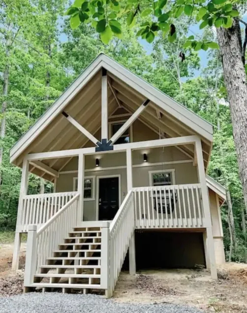 Robin's Nest with hot tub (sleeps 4 ) - Image 1