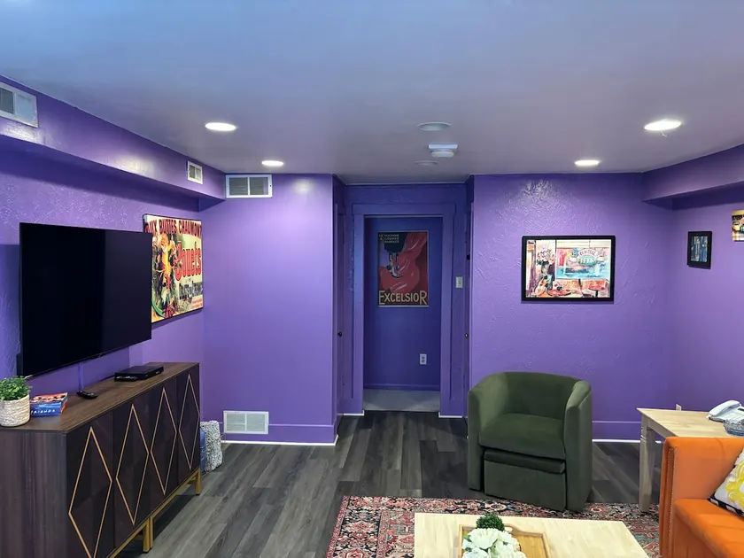 Friends themed apartment, sleeps 4! - Image 1