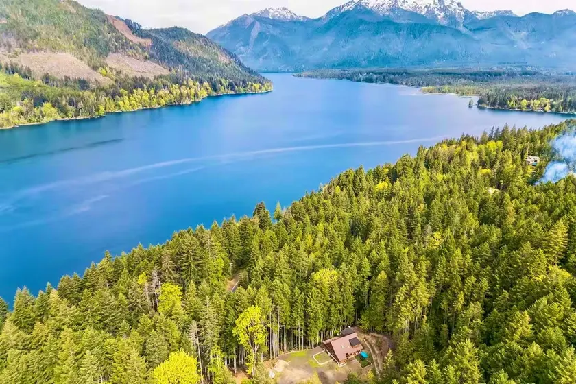 Cozy Cabin w/EV Charger on 10 Acres! Hot Tub&Sauna - Image 1