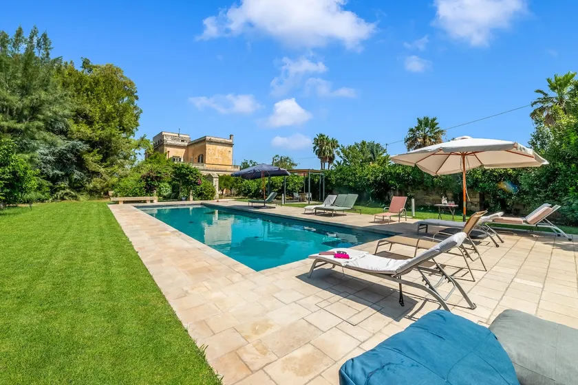 Villa Vallone Luxury With Pool - Happy Rentals - Image 1
