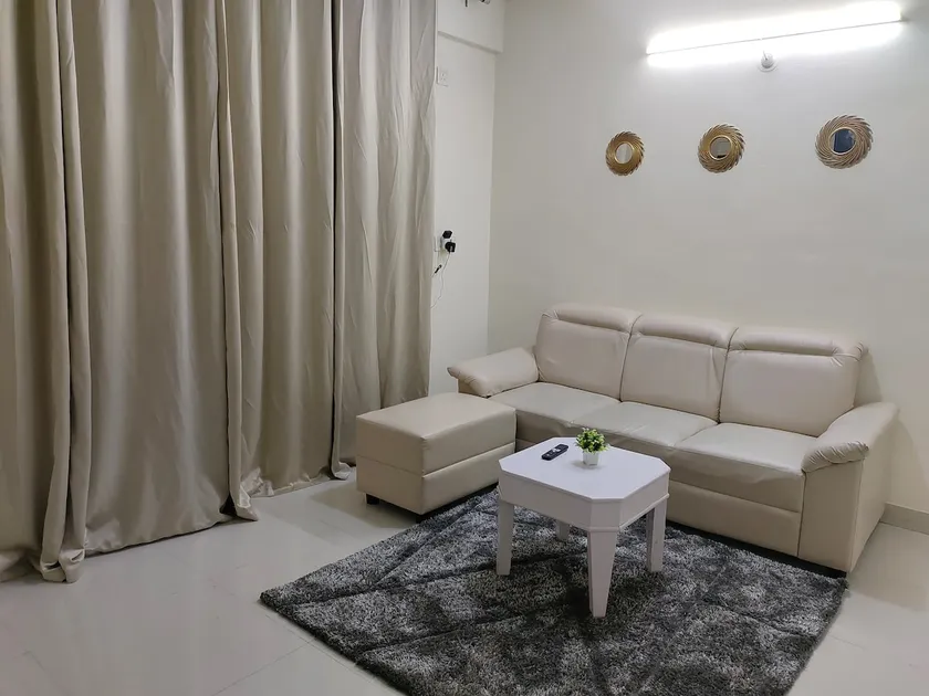 Self Service 1BHK Apartment 101 High Speed Net - Image 1