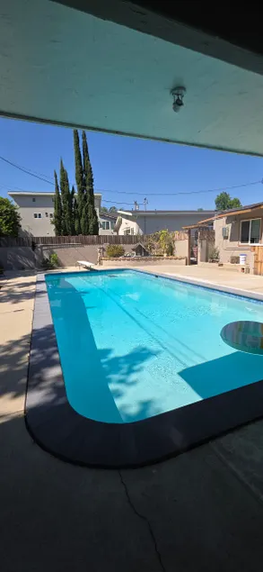 Private Dream Home with Pool in LA - Image 1
