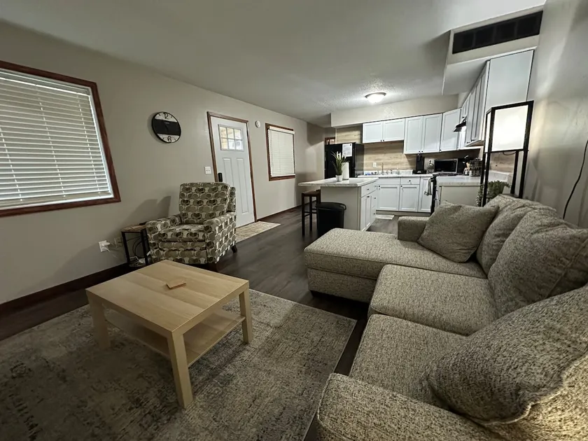 Restful apartment in Hudson. - Image 1