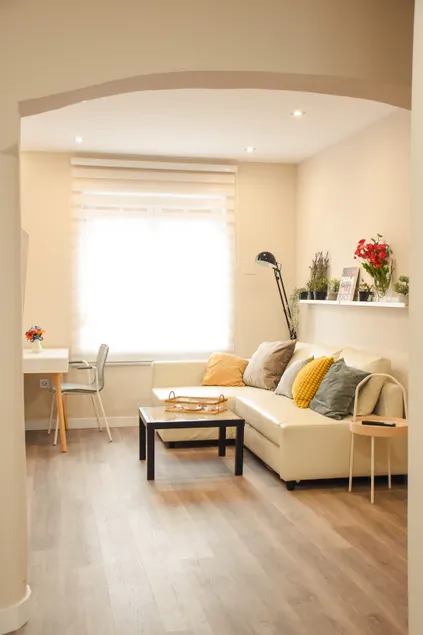 Conide 2 bedrooms 2 bathrooms Huca - Image 1