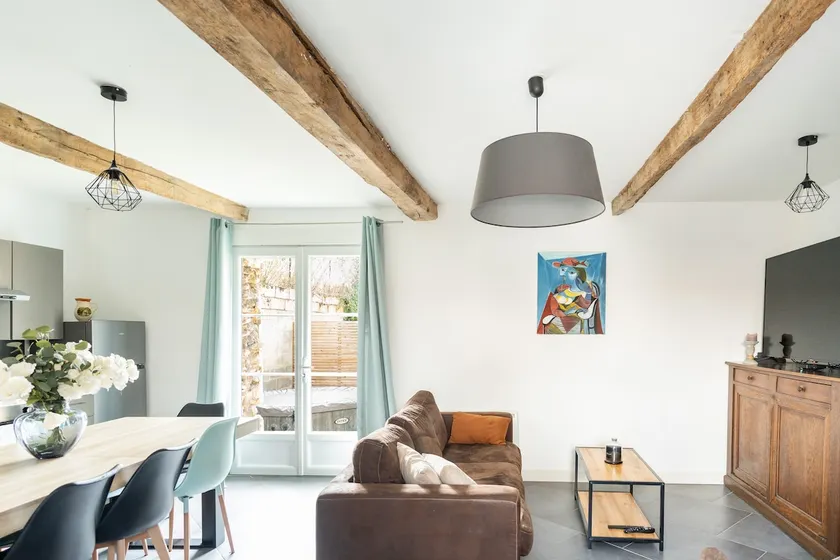 House 10 people-3 bedrooms-Jacuzzi-Terrace-25 min to Astérix - Image 1