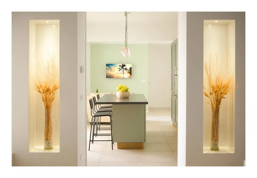 Small villa • 50 m from the sea • 2 Bathrooms • Private Patio - Image 1